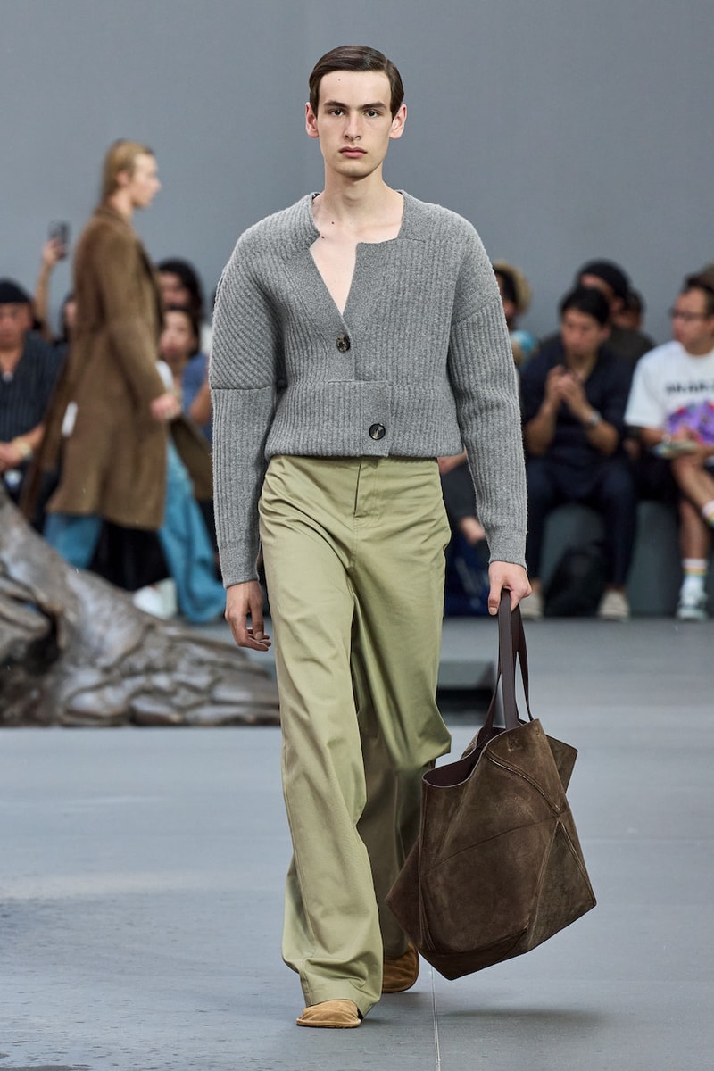 ロエベ Loewe 2024年春夏コレクション