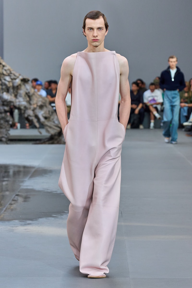 ロエベ Loewe 2024年春夏コレクション