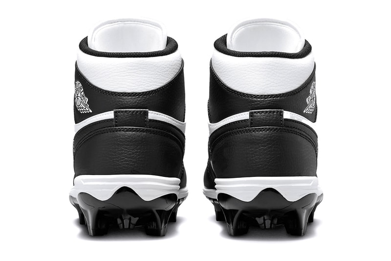 フットボールスパイク エア ジョーダン 1 TDから新作 “パンダ”がスタンバイ Jordan Brand Air Jordan 1 TD Panda Football Cleats Sports Dunk Low Mid-Top Sneakers Trainers Swoosh Just Do It