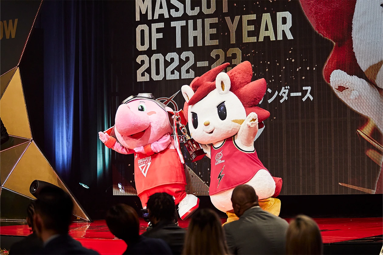 日本バスケ界に、超新星が現れた！ 河村勇輝が6冠に輝く“B.LEAGUE AWARD SHOW 2022-23” リポート B.LEAGUE AWARD SHOW 2022-23 report Yuki Kawamura