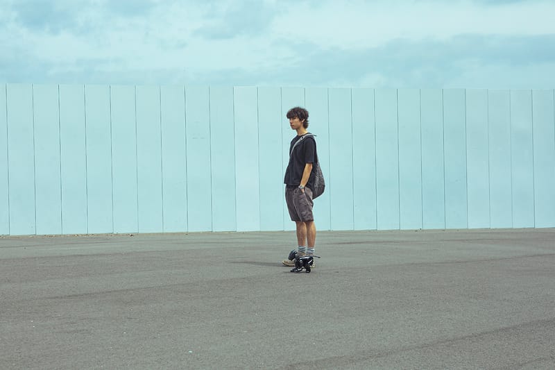 GRAMICCI と nonnative から最新コラボとして WALKER EASY SHORTS が登場