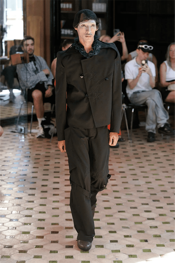 キココスタディノフ 2024年春夏メンズコレクション Kiko Kostadinov Spring Summer 2024 Paris Fashion Week runway show menswear London uk designer Asics