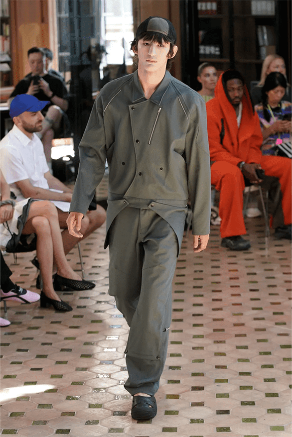 キココスタディノフ 2024年春夏メンズコレクション Kiko Kostadinov Spring Summer 2024 Paris Fashion Week runway show menswear London uk designer Asics