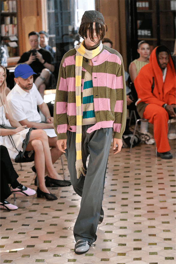 キココスタディノフ 2024年春夏メンズコレクション Kiko Kostadinov Spring Summer 2024 Paris Fashion Week runway show menswear London uk designer Asics