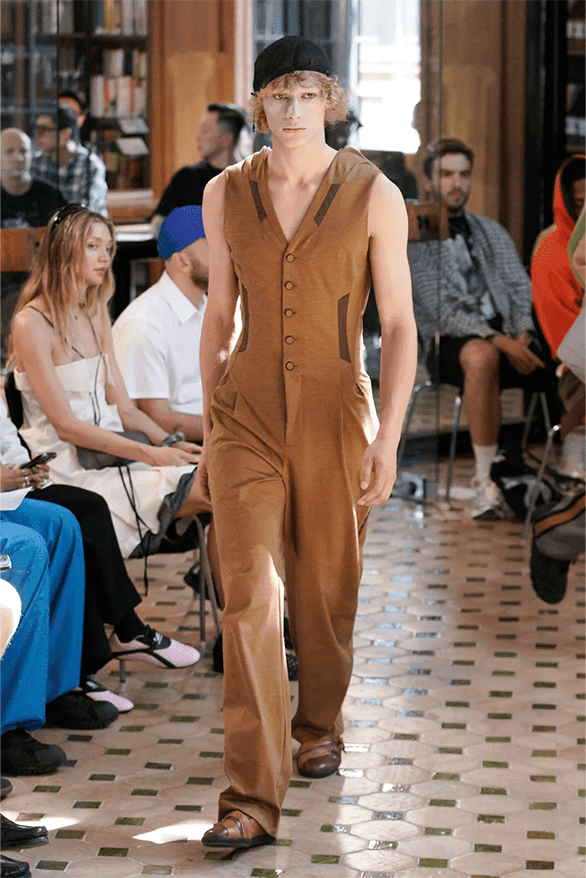 キココスタディノフ 2024年春夏メンズコレクション Kiko Kostadinov Spring Summer 2024 Paris Fashion Week runway show menswear London uk designer Asics