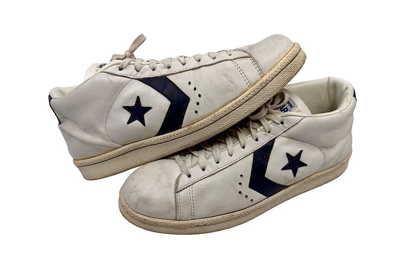 マイケルジョーダンが学生時代に着用したコンバースオールスター®︎がオークションに登場 michael jordan game worn converse all star auction release info grey flannel 