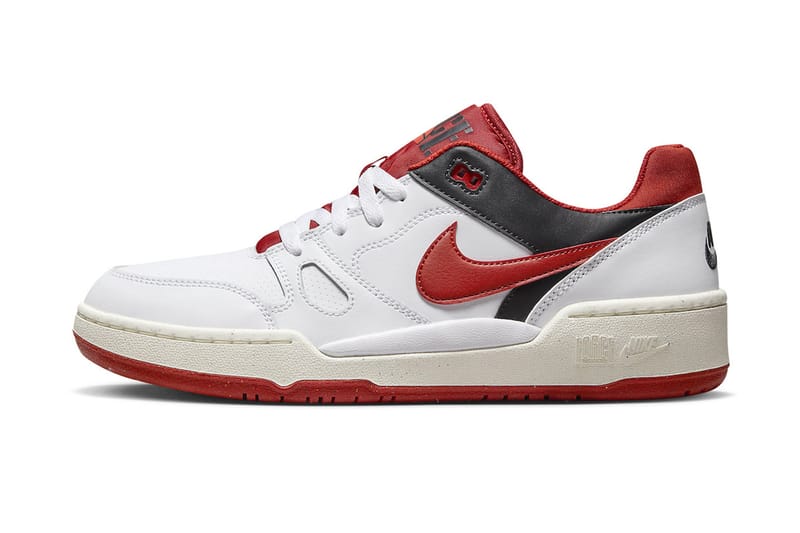 Nike Full Force Low のミスティックレッドって？