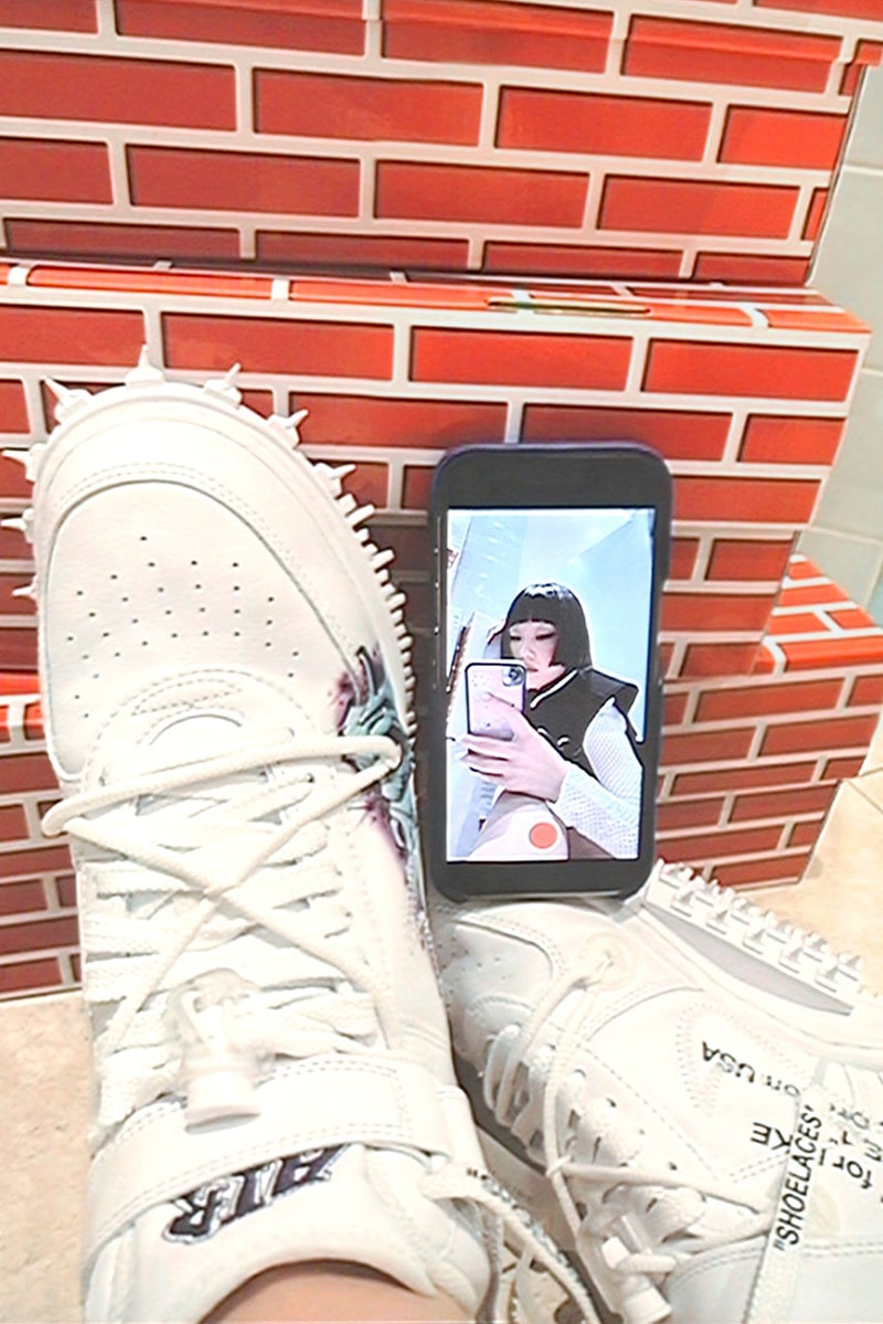 オフホワイト x ナイキエアフォース 1 ミッド “グラフィティ” がついに発売 off white nike air force 1 mid graffiti DE0500 100 release date info store list buying guide photos price