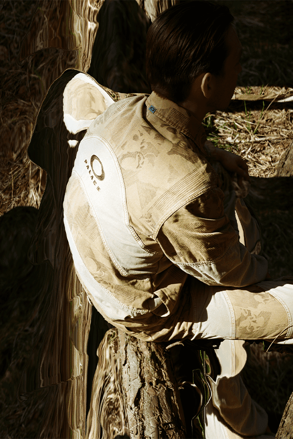 パレス スケートボード x オークリーによる最新コラボコレクションが登場 Palace Skateboards Oakley Summer 2023 Collaboration London uk streetwear menswear hype Re:Subzero glasses 