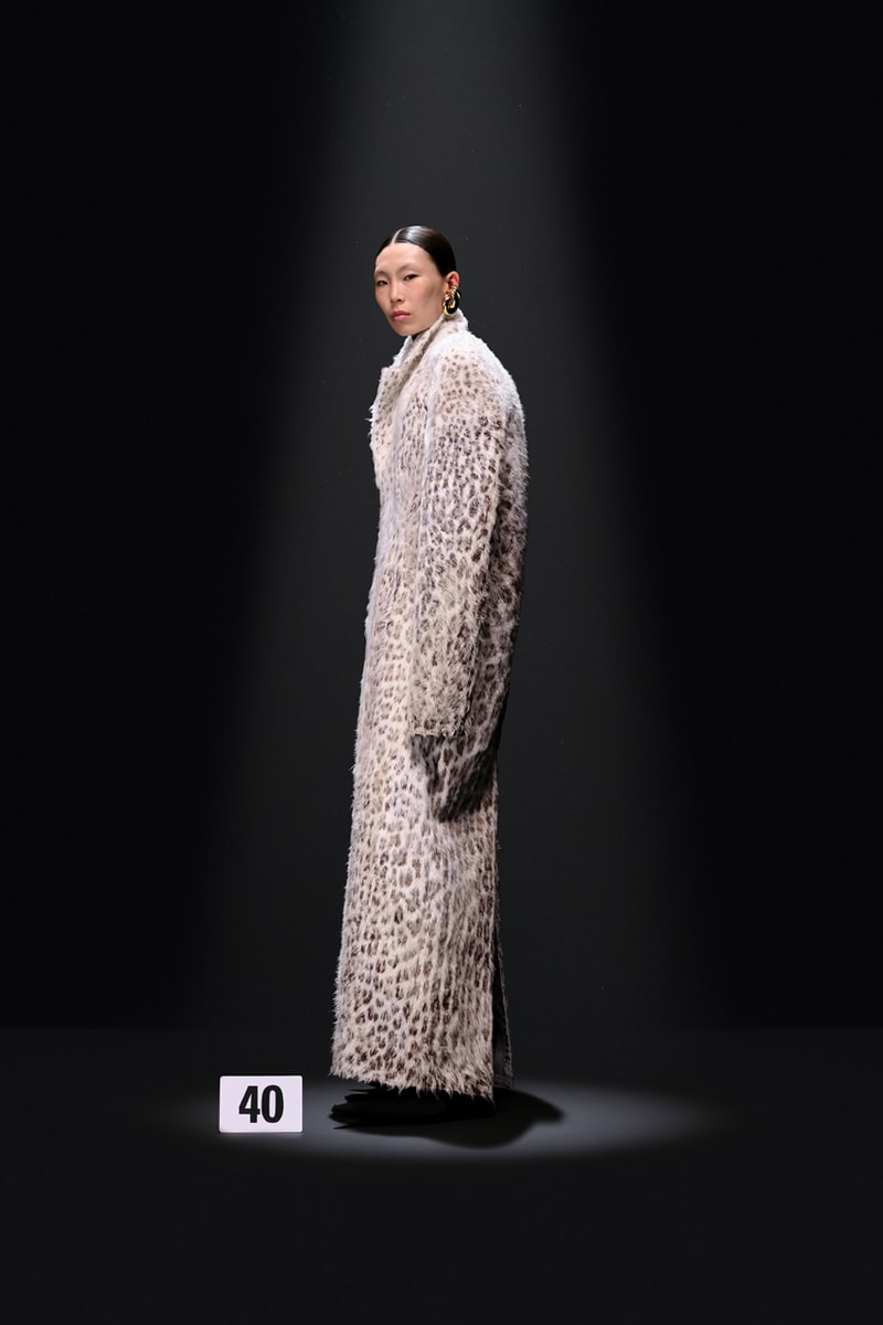 Balenciaga Couture 52nd Collection Paris Couture Week Runway Show Demna Gvasalia Cardi B Looks Dresses High Fashion