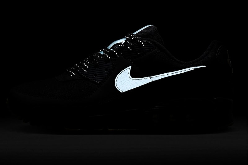 エアマックス 90 から暗闇で光を放つ新作 “ブラック ガム” が登場 Nike Air Max 90 Black Gum FV0387-001 Release Info