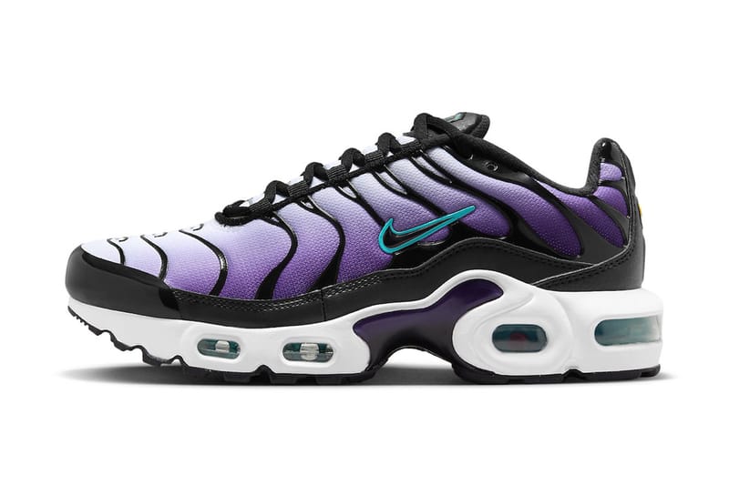 Nike Air Max Plus からホワイト/パープルのグラデーションを纏った新色モデルが登場