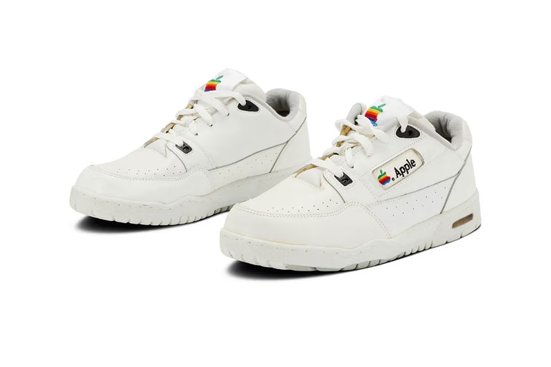 Sotheby’s が Apple の超レアスニーカーを約700万円で販売中 soheby's apple computer sneakers 50k info