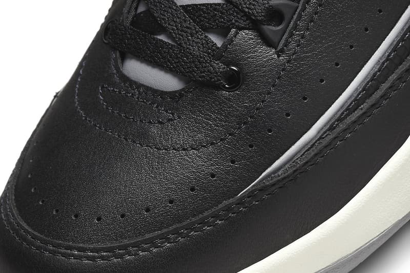 エアジョーダン3の人気OGカラーを纏った新作エアジョーダン2“ブラックセメント”が登場 Air Jordan 2 "Black Cement" Has an Official Release Date DR8884-001 black/Cement Grey-Fire Red-Sail