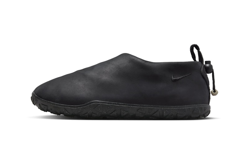 ナイキACGからオールブラック仕様の新作エアモックが登場 Nike ACG Air Moc Receives a "Black Leather" Treatment FV4569-001 Black/Black-Black-Black-Summit White