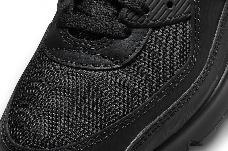 ナイキから暗闇で光るパーツを備えた新作エアマックス90が登場 Nike Air Max 90 "Black Reflective" Has Arrived DZ4504-003 release info swoosh stealthy all black sneaker