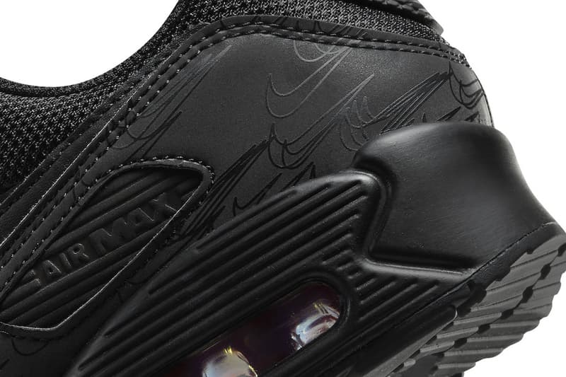 ナイキから暗闇で光るパーツを備えた新作エアマックス90が登場 Nike Air Max 90 "Black Reflective" Has Arrived DZ4504-003 release info swoosh stealthy all black sneaker