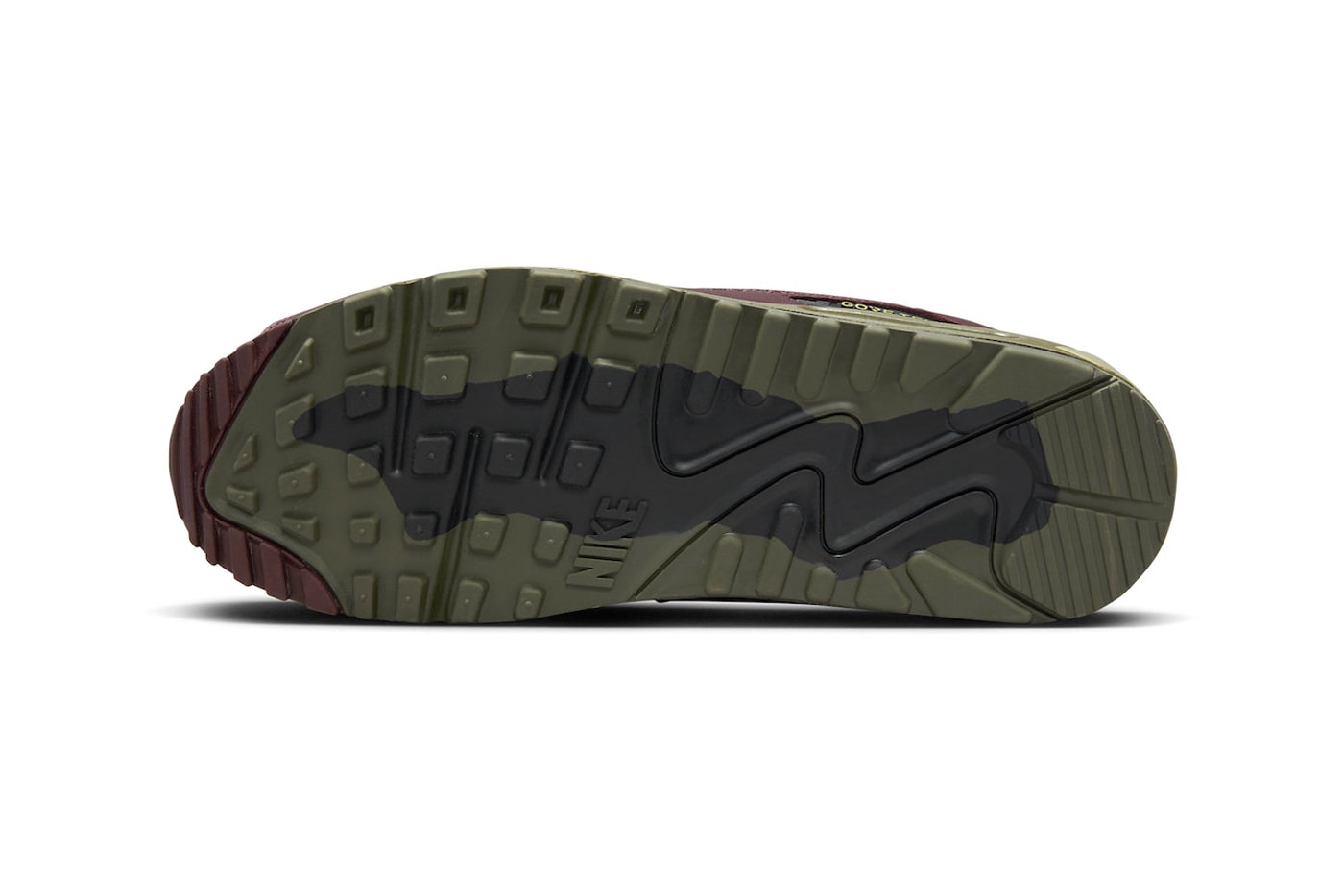ナイキ エア マックス 90 ゴアテックス®︎からミリタリーな新作 “ミディアムオリーブ”が登場 Nike Air Max 90 Gore-Tex Arrives in "Medium Olive" FD5810-200 Medium Olive/Neutral Olive-Cargo Khaki swoosh shoes technical multi purpose weather shoes