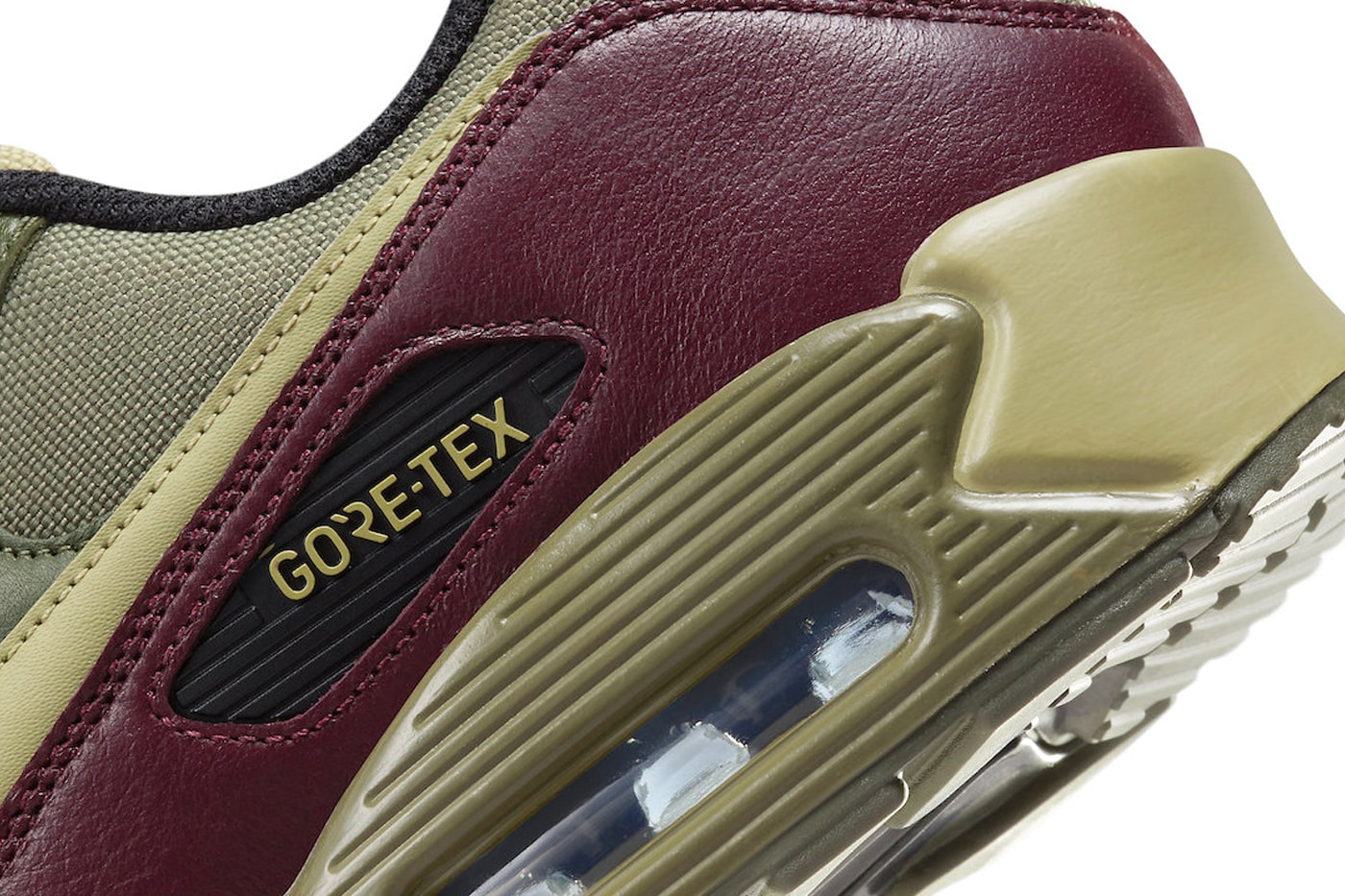 ナイキ エア マックス 90 ゴアテックス®︎からミリタリーな新作 “ミディアムオリーブ”が登場 Nike Air Max 90 Gore-Tex Arrives in "Medium Olive" FD5810-200 Medium Olive/Neutral Olive-Cargo Khaki swoosh shoes technical multi purpose weather shoes