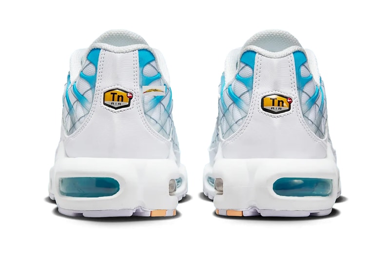 ナイキからフランス・マルセイユを表現したエアマックスプラスの新色が登場 Nike Air Max Plus Surfaces in "Marseille" technical shoe FQ2397-100 swoosh hiking everyday shoes