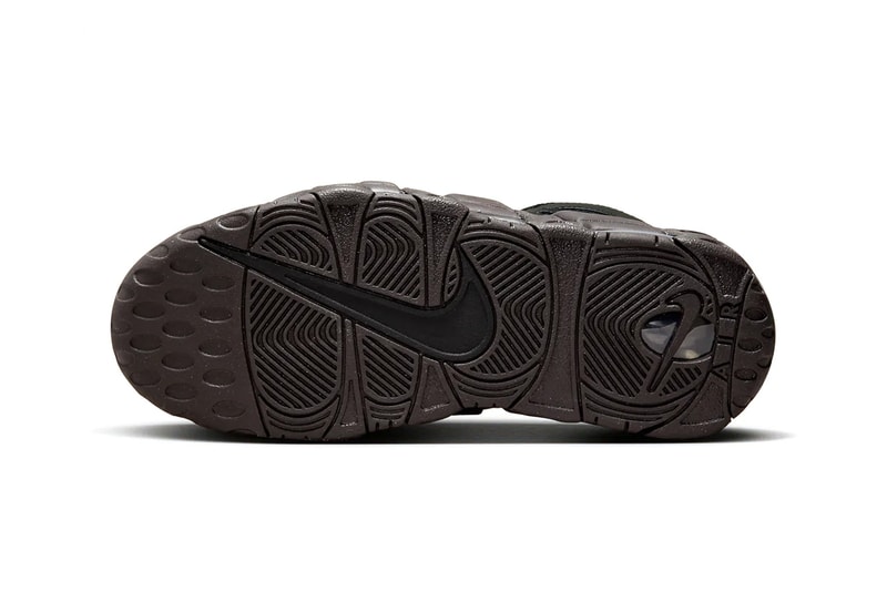 ナイキから重厚感のあるレザーを纏ったエアモアアップテンポの新色が登場 Nike Air More Uptempo Arrives in a Muddy Sole black brown leather DV1137-001 swoosh retro basketball shoe
