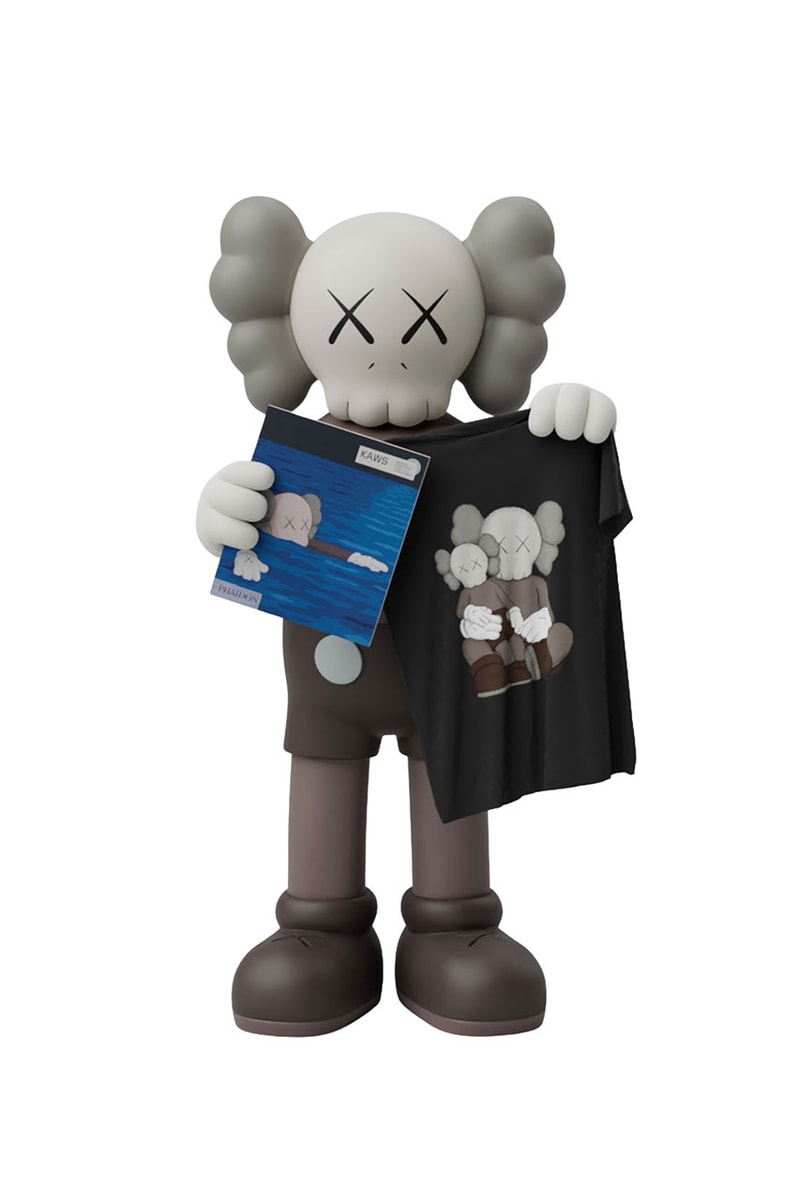 ユニクロUTからカウズのアートブック発売を記念したコレクションが登場 uniqlo ut kaws art book launch collabo collection release info