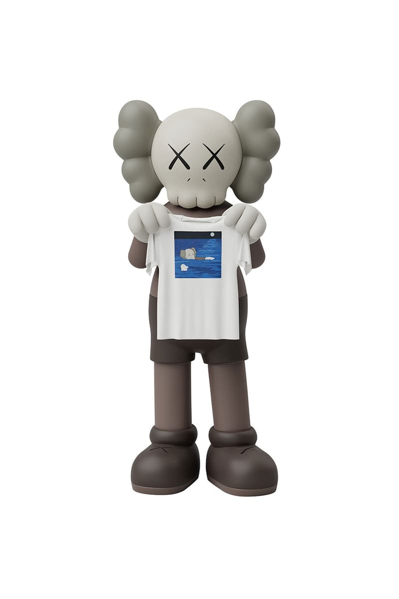 ユニクロUTからカウズのアートブック発売を記念したコレクションが登場 uniqlo ut kaws art book launch collabo collection release info