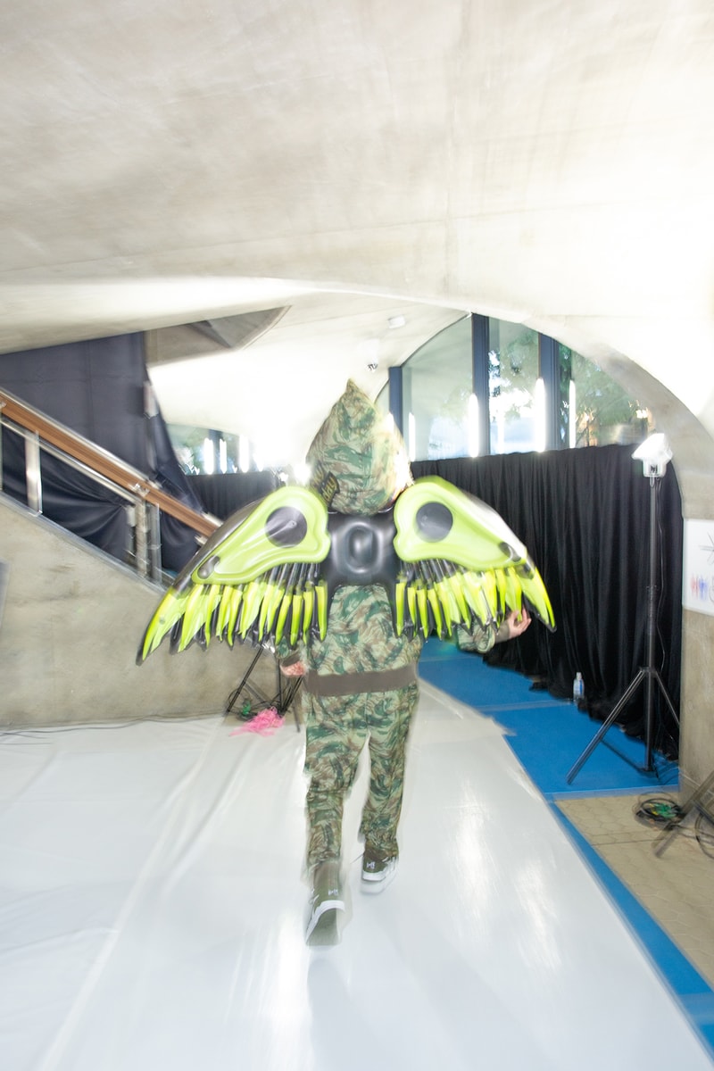 ア・ベイシング・エイプ 国内初ランウェイショーのバックステージに潜入 A BATHING APE®︎ 2024 spring summer collection backstage rakuten fashion week tokyo