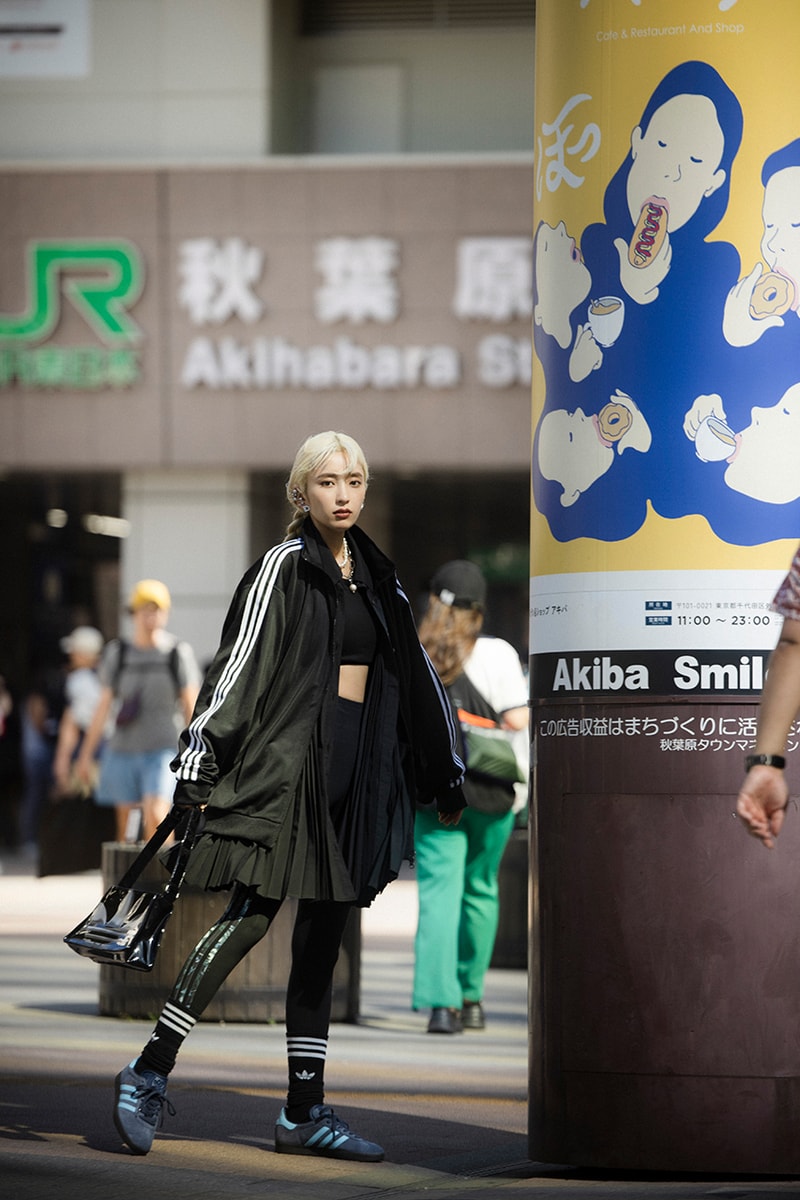 メイリンが秋葉原へ繰り出す┃アディダスオリジナルスのガゼルを履いて Meirin adidas Originals GAZELLE interviews