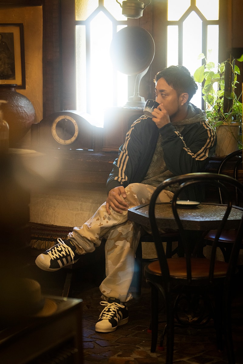 VaVa がいつものように地元を歩く┃アディダスオリジナルス の スーパースターを履いて VaVa adidas Originals SUPERSTAR 82 interviews