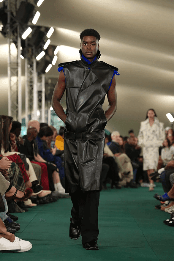 バーバリー2024年夏コレクション Burberry Spring Summer 2024 London Fashion Week menswear womenswear runway Daniel Lee