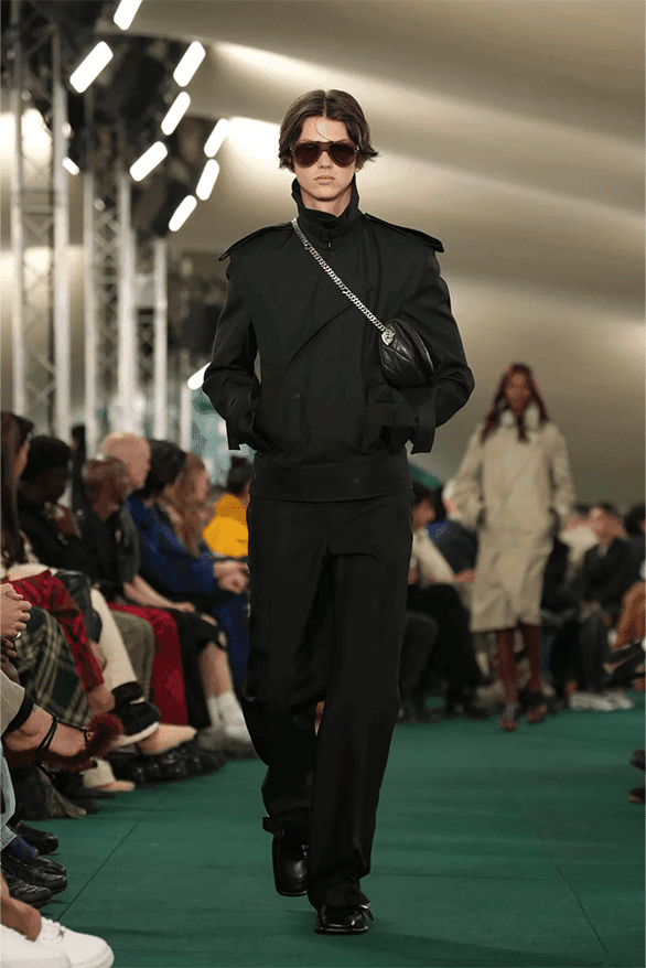 バーバリー2024年夏コレクション Burberry Spring Summer 2024 London Fashion Week menswear womenswear runway Daniel Lee