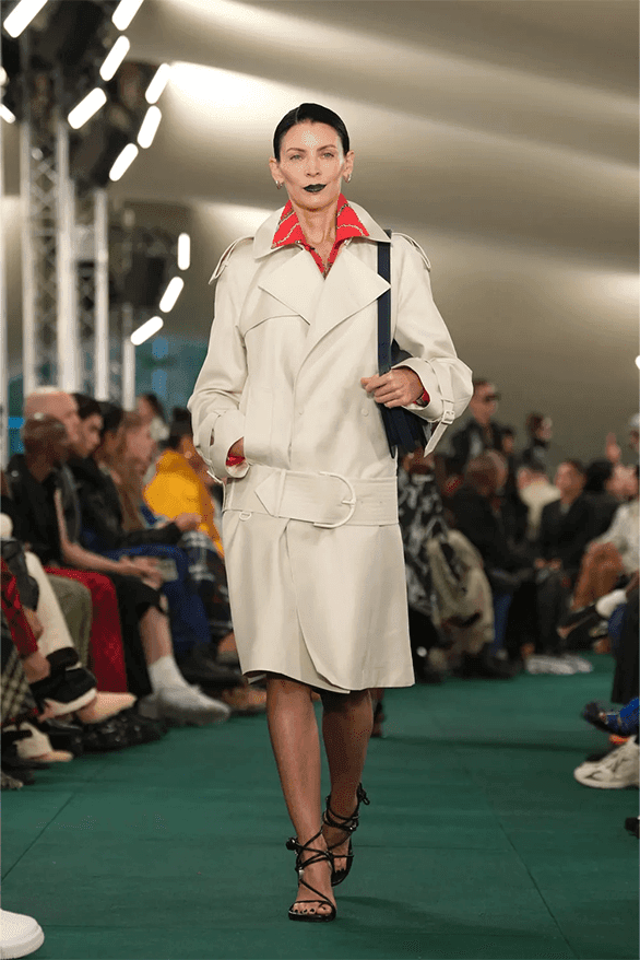 バーバリー2024年夏コレクション Burberry Spring Summer 2024 London Fashion Week menswear womenswear runway Daniel Lee
