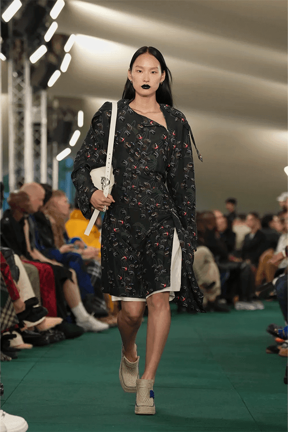 バーバリー2024年夏コレクション Burberry Spring Summer 2024 London Fashion Week menswear womenswear runway Daniel Lee
