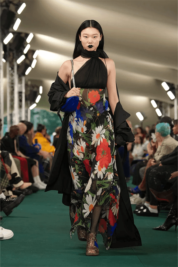 バーバリー2024年夏コレクション Burberry Spring Summer 2024 London Fashion Week menswear womenswear runway Daniel Lee
