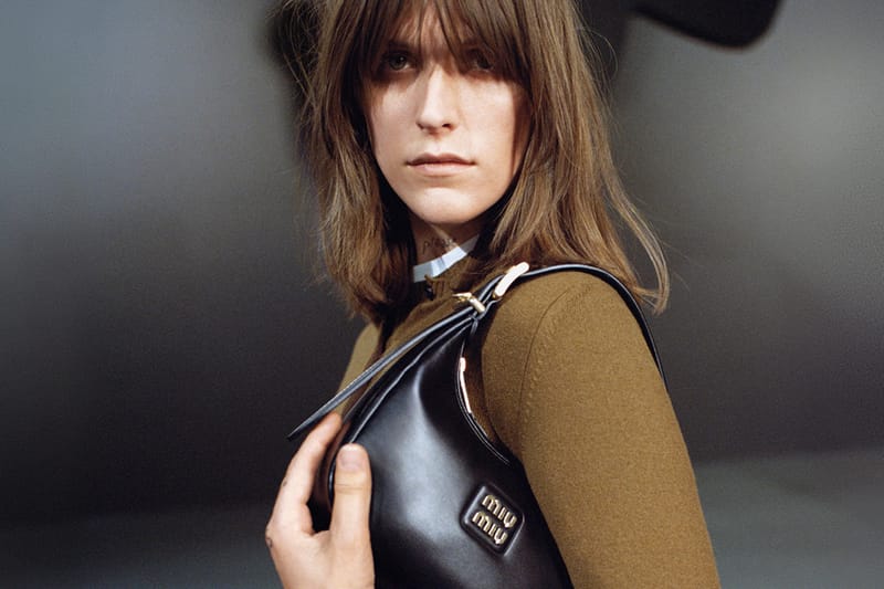 MIU MIU が AI 分析による新たなブランドランキングの首位を獲得