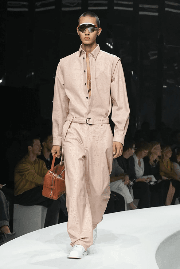 フェラーリ 2024年春夏コレクション Ferrari Spring Summer 2024 Milan Fashion Week menswear womenswear Rocco Iannone runway