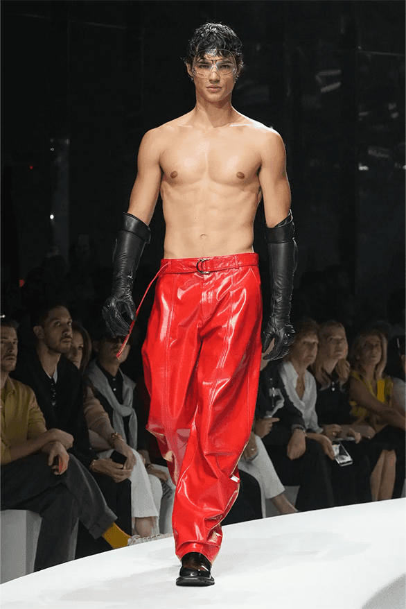 フェラーリ 2024年春夏コレクション Ferrari Spring Summer 2024 Milan Fashion Week menswear womenswear Rocco Iannone runway