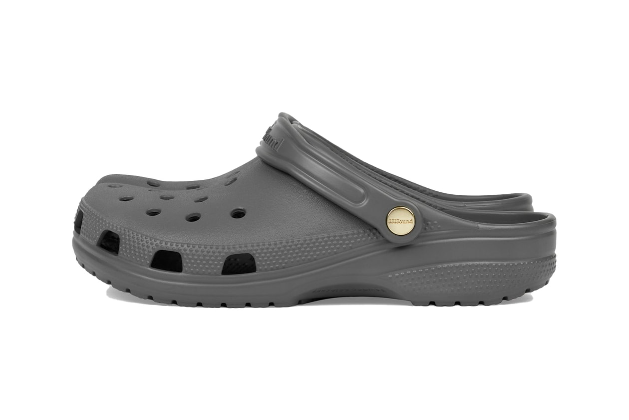 ジョウンド x クロックスによるコラボ クラッシック クロッグの発売情報が解禁 JJJJound Crocs Clog White Slate Grey Release Date Collaboration preview photo instagram post fall winter 2023 release details announcement