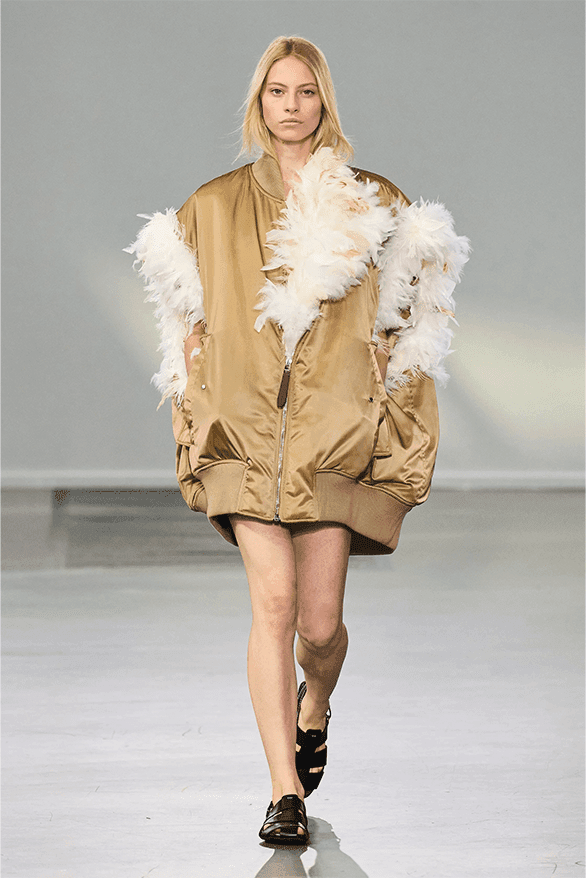 JW アンダーソン 2024年春夏ウィメンズコレクション JW Anderson Spring Summer 2024 London Fashion Week menswear womenswear runway Jonathan Anderson