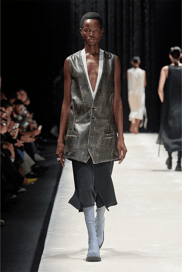 エムエム6 メゾン マルジェラ 2024年春夏コレクション MM6 Maison Margiela Spring Summer 2024 Milan Fashion Week menswear womenswear John Galliano runway