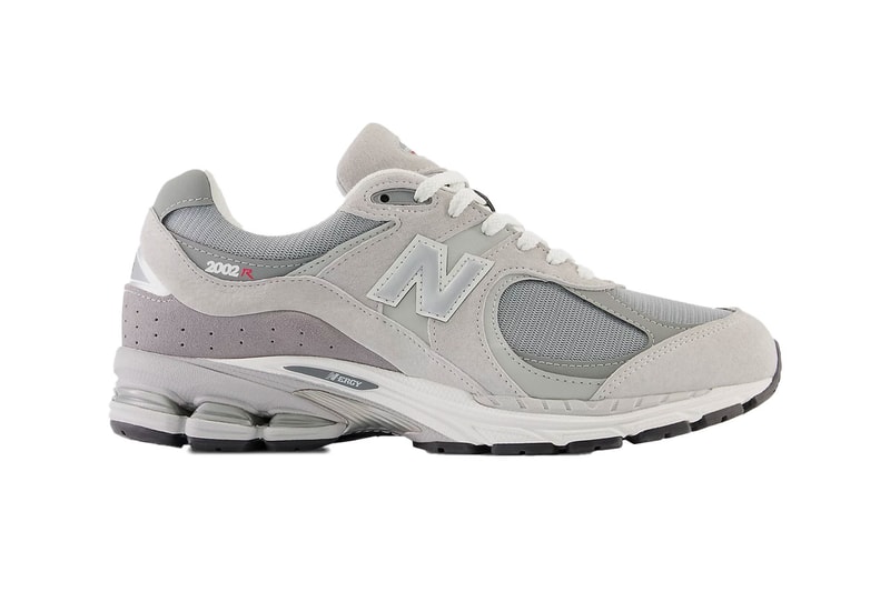 ニューバランスからゴアテックスを纏った2002Rの新作が登場 New Balance 2002RX GORE-TEX Release Info
