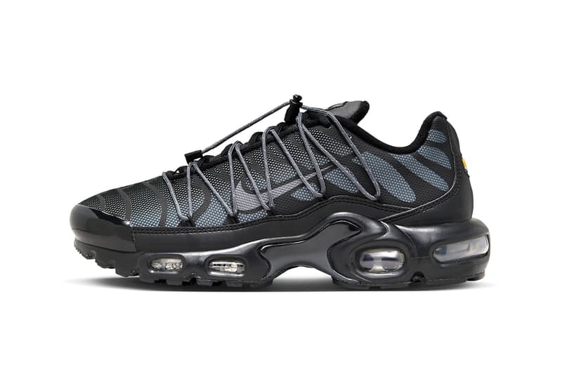 ナイキ エア マックス プラスからトグルレースを備えた新作 ブラック/メタリックシルバーが登場 Nike Air Max Plus Toggle Laces "Black/Metallic Silver" FZ2770-001 nike technical sneakers everyday swoosh