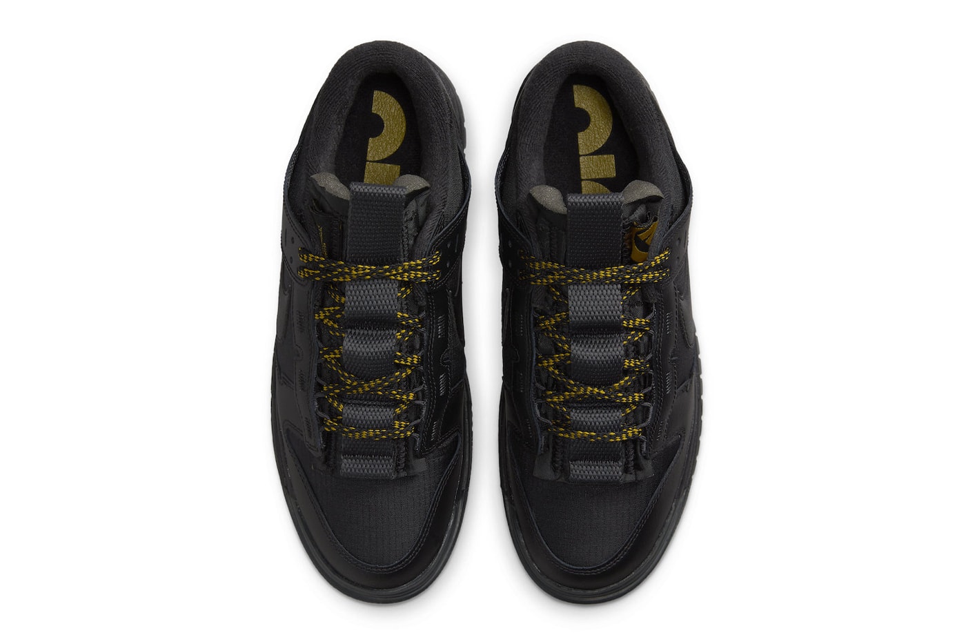 ナイキ ダンクロー リマスタードからラグジュアリーな雰囲気のブラック/ゴールドが登場 Nike Dunk Low Remastered Appears in Black and Gold FB8894-001 Black/Black-Metallic Gold low top skater shoes holiday 2023 swoosh