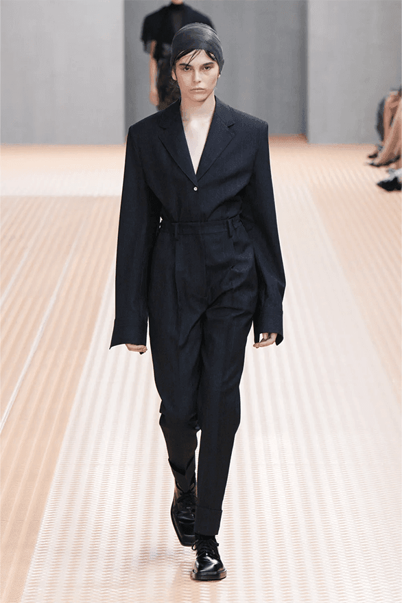 プラダ2024年春夏ウィメンズコレクション Prada Spring Summer 2024 Milan Fashion Week menswear womenswear Raf Simons Miuccia Prada runway