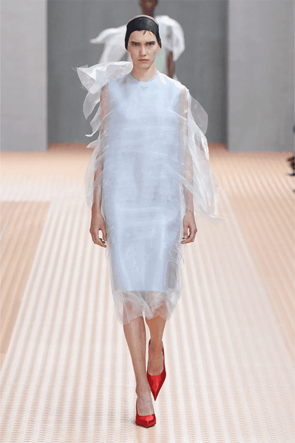 プラダ2024年春夏ウィメンズコレクション Prada Spring Summer 2024 Milan Fashion Week menswear womenswear Raf Simons Miuccia Prada runway