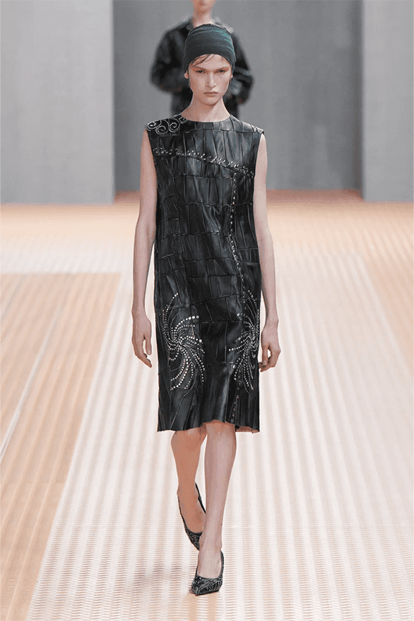 プラダ2024年春夏ウィメンズコレクション Prada Spring Summer 2024 Milan Fashion Week menswear womenswear Raf Simons Miuccia Prada runway