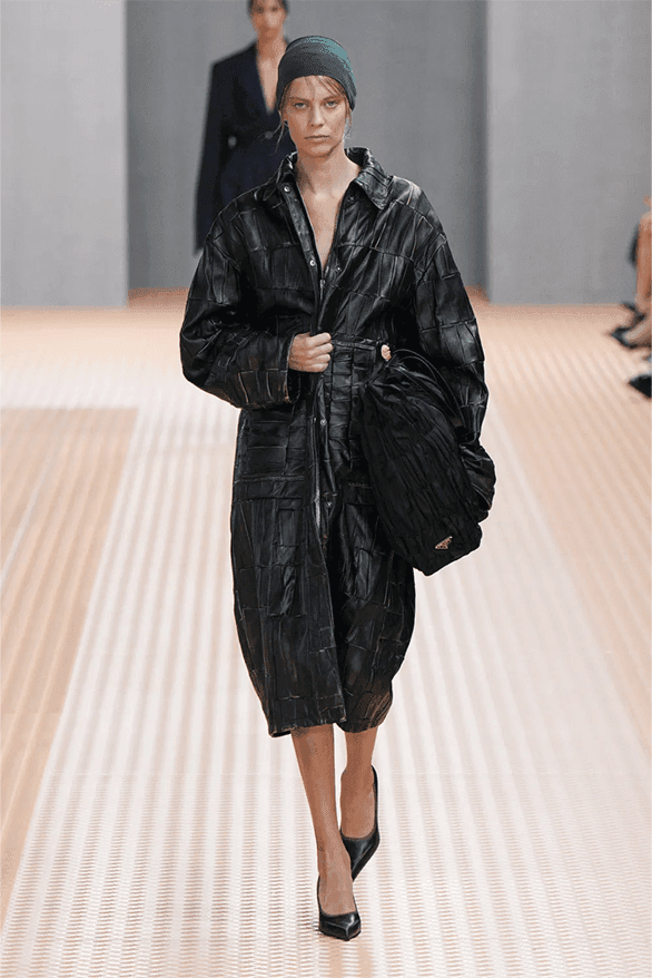 プラダ2024年春夏ウィメンズコレクション Prada Spring Summer 2024 Milan Fashion Week menswear womenswear Raf Simons Miuccia Prada runway