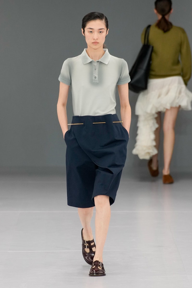 ロエベ 2024年春夏ウィメンズコレクション LOEWE Spring Summer 2024 Paris Fashion Week menswear womenswear runway Jonathan Anderson