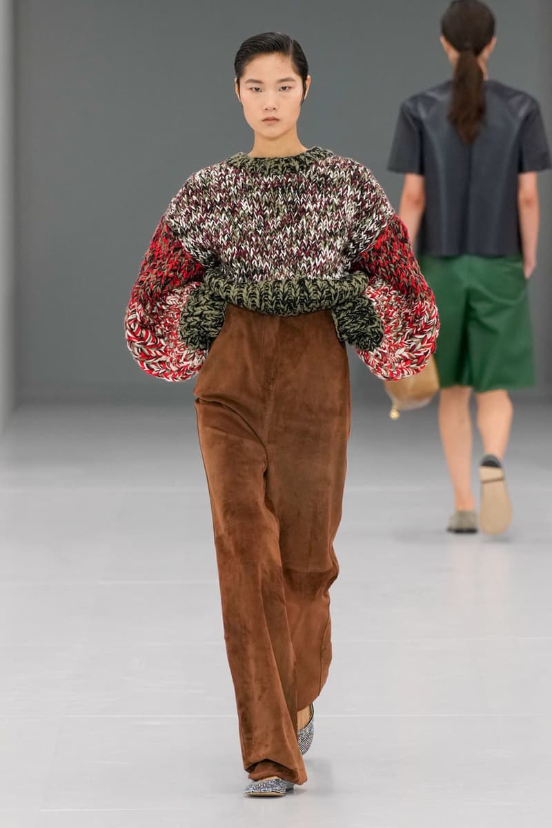 ロエベ 2024年春夏ウィメンズコレクション LOEWE Spring Summer 2024 Paris Fashion Week menswear womenswear runway Jonathan Anderson